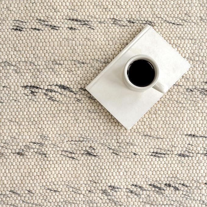 Rugs USA Hamptons Marled Ivory/Grey, 5' x 8', Hand Woven, Marled, Tassel, Soft and Cozy, High Traffic, Stain Resistant, Easy Clean, Durable Area Rug for Bedroom, Living Room, Dining, Den, Foyer