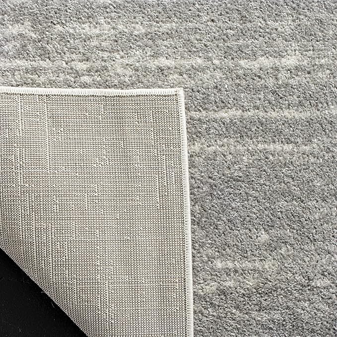 SAFAVIEH Adirondack Collection Area Rug - 3' Square, Light Grey & Grey, Modern Ombre Design, Non Shedding & Easy to Clean, Ideal for Living Room, Bedroom, Office, Dining Space (ADR113C)