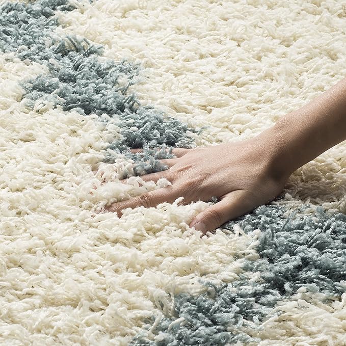 SAFAVIEH Dallas Shag Collection Runner Rug - 2'3" x 8', Ivory & Light Blue, Trellis Design, Non-Shedding & Easy Care, 1.5-inch Thick Ideal for High Traffic Areas in Living Room, Bedroom (SGD257J)