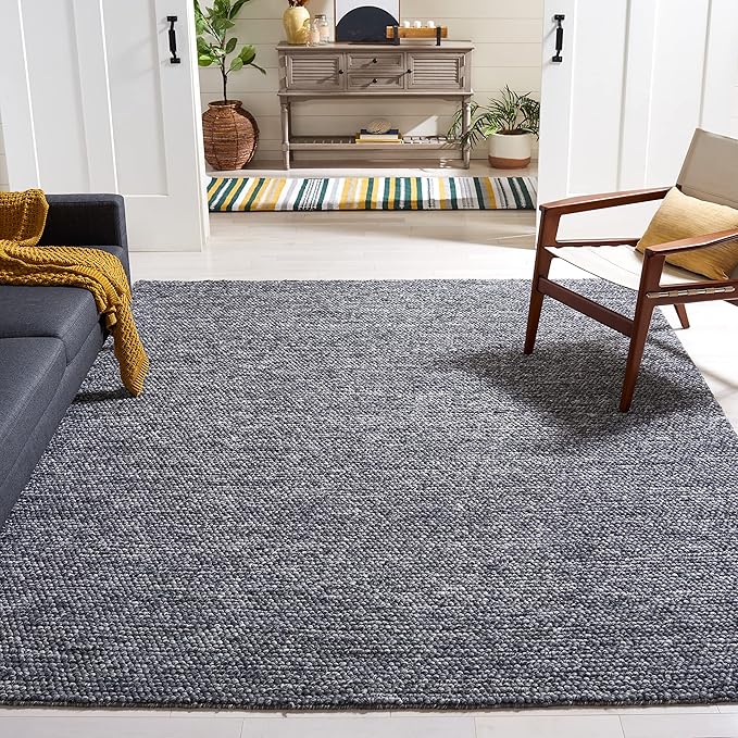 SAFAVIEH Area Rug 8x10 - Natura Collection - Large - Dark Grey, Handmade Wool Blend, Textured Design, Ideal for Living Room, Bedroom, Dining Space (NAT620H)