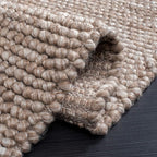 SAFAVIEH Natura Collection Area Rug - 4' Square, Brown, Handmade Wool Blend, Textured Design, Ideal for Living Room, Bedroom, Dining Space (NAT620T)