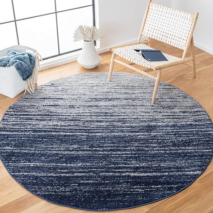 SAFAVIEH Adirondack Collection Area Rug - 4' Round, Navy & Ivory, Modern Ombre Design, Non Shedding & Easy to Clean, Ideal for Living Room, Bedroom, Office, Dining Space (ADR113N)
