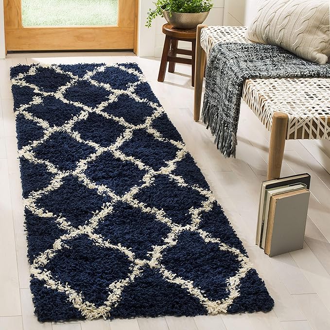SAFAVIEH Dallas Shag Collection Runner Rug - 2'3" x 20', Navy & Ivory, Trellis Design, Non-Shedding & Easy Care, 1.5-inch Thick Ideal for High Traffic Areas in Living Room, Bedroom (SGD257N)