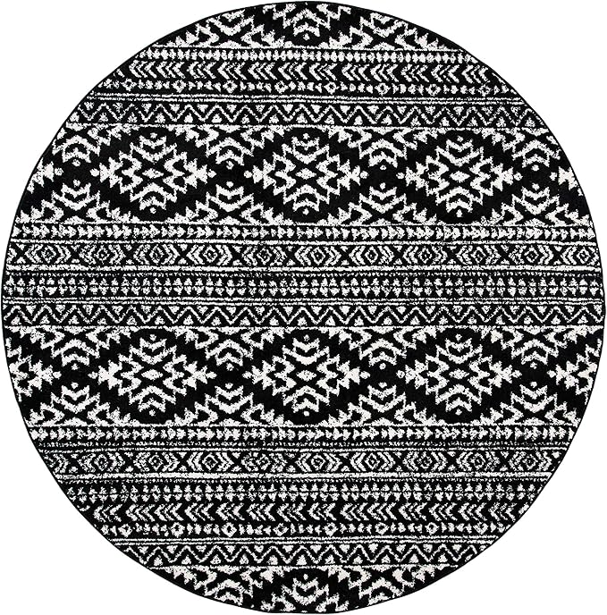 SAFAVIEH Tulum Collection Area Rug - 10' Round, Black & Ivory, Moroccan Boho Tribal Design, Non-Shedding & Easy to Clean, Ideal for Living Room, Bedroom, Dining Space (TUL272Z)