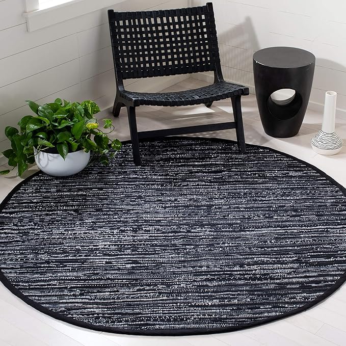 SAFAVIEH Rag Rug Collection Area Rug - 6' Round, Black, Handmade Boho Stripe Cotton, Ideal for High Traffic Areas in Living Room, Bedroom (RAR121Z)