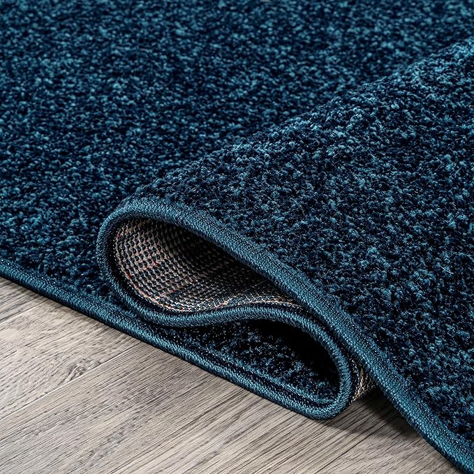 JONATHAN Y Haze Solid Low-Pile Navy Indoor Area Rug 6x9, Coastal,Bohemian,Minimalist,Classic, Easy-Cleaning for Living Room,Bedroom,Kitchen,Pet Friendly,Non-Shedding (SEU100C-6)