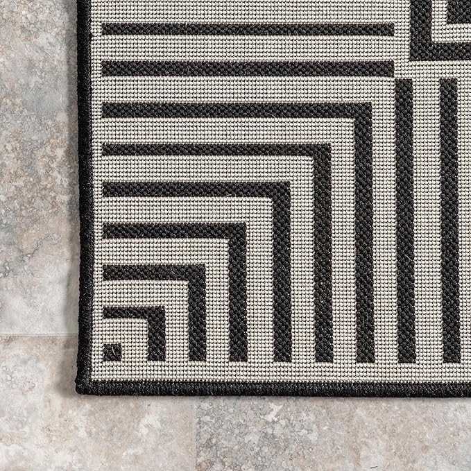 Nuloom Asha Black/Ivory, 9'6" x 12', Casual, Striped Border, Soft and Cozy, High Traffic, Stain Resistant, Easy Clean, Durable Area Rug for Indoor/Outdoor Patio, Deck, Porch, Garden, Courtyard