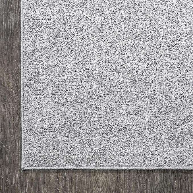JONATHAN Y Haze Solid Low-Pile Light Gray Indoor Area Rug 6x9, Coastal,Bohemian,Minimalist,Classic, Easy-Cleaning for Living Room,Bedroom,Kitchen,Pet Friendly,Non-Shedding (SEU100K-6)