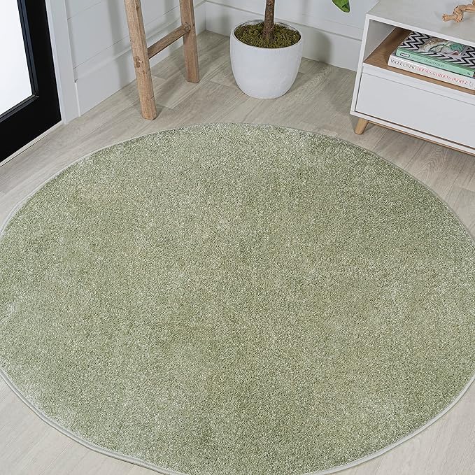 JONATHAN Y Haze Solid Low-Pile Green 4' Round Indoor Area Rug, Coastal,Bohemian,Minimalist,Classic, Easy-Cleaning for Living Room,Bedroom,Kitchen,Pet Friendly,Non-Shedding (SEU100O-4R)