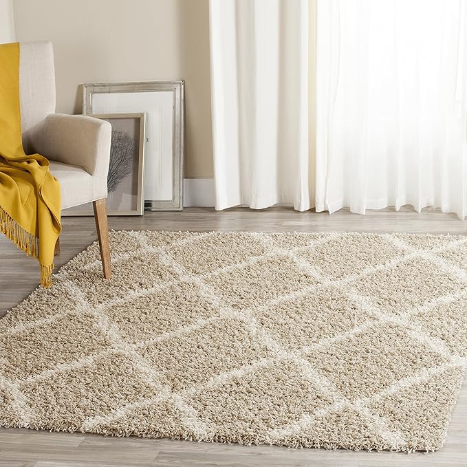 SAFAVIEH Dallas Shag Collection Accent Rug - 4' x 6', Beige & Ivory, Trellis Design, Non-Shedding & Easy Care, 1.5-inch Thick Ideal for High Traffic Areas in Entryway, Living Room, Bedroom (SGD257D)