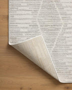 Loloi Kamala Collection KAM-02 Ivory/Silver 2'-7" x 8'-0" Runner Rug