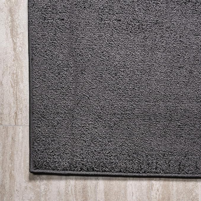 JONATHAN Y Haze Solid Low-Pile Black Indoor Area Rug 5x8, Coastal,Bohemian,Minimalist,Classic, Easy-Cleaning for Living Room,Bedroom,Kitchen,Pet Friendly,Non-Shedding (SEU100I-5)