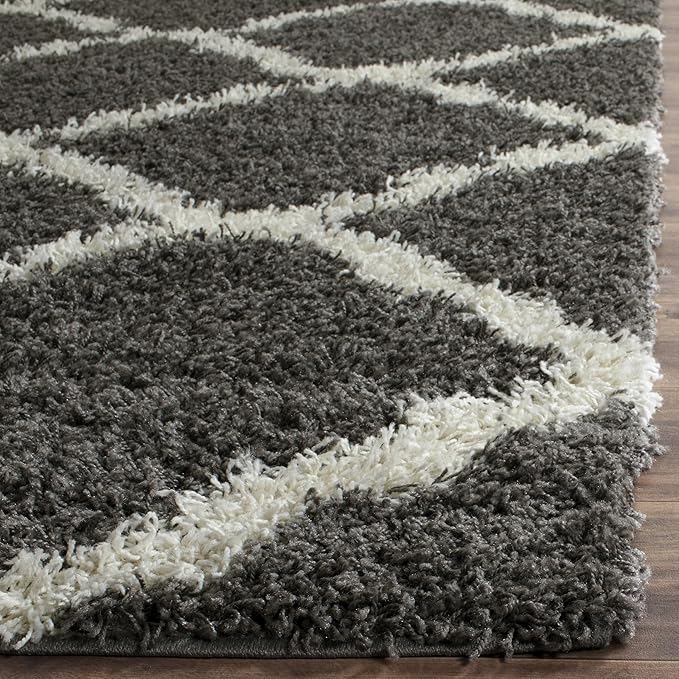 SAFAVIEH Dallas Shag Collection Runner Rug - 2'3" x 20', Dark Grey & Ivory, Trellis Design, Non-Shedding & Easy Care, 1.5-inch Thick Ideal for High Traffic Areas in Living Room, Bedroom (SGD257A)