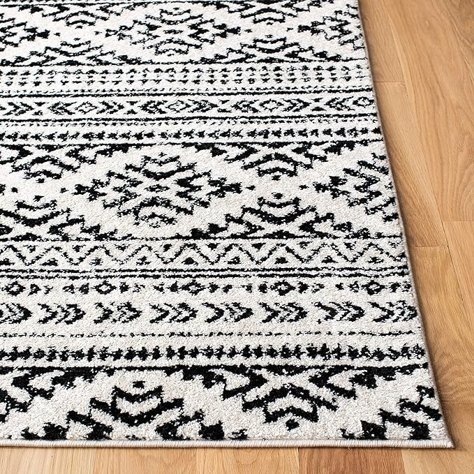 SAFAVIEH Tulum Collection Runner Rug - 2' x 15', Ivory & Black, Moroccan Boho Tribal Design, Non-Shedding & Easy to Clean, Ideal for Living Room, Hallway, Foyer, Bedroom (TUL272B)