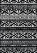 SAFAVIEH Area Rug 3x5 - Tulum Collection - Black & Ivory, Moroccan Boho Tribal Design, Non-Shedding & Easy to Clean, Ideal for Entryway, Foyer, Accent Space, Bedroom (TUL272Z)