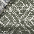 SAFAVIEH Adirondack Collection Area Rug - 6' Round, Green & Ivory, Geometric Design, Ideal for High Traffic Areas in Living Room, Bedroom & Dining Room (ADR131E-6R)