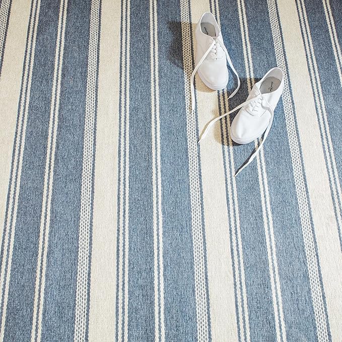 Dash & Albert Bowman Stripe Blue Machine Washable Rug, 6 X 9 Feet, Blue Stripe Pattern