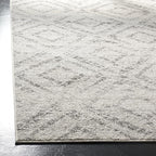 SAFAVIEH Adirondack Collection Runner Rug - 2'6" x 14', Light Grey & Grey, Modern Diamond Distressed Design, Non-Shedding & Easy Care, Ideal for High Traffic Areas in Living Room, Bedroom (ADR131C)