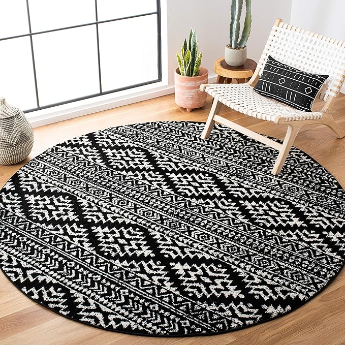 SAFAVIEH Tulum Collection Area Rug - 3' Round, Black & Ivory, Moroccan Boho Tribal Design, Non-Shedding & Easy to Clean, Ideal for Entryway, Foyer, Accent Space, Bedroom (TUL272Z)