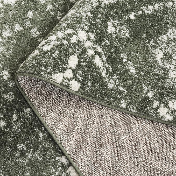 SAFAVIEH Adirondack Collection Area Rug - 6' Round, Green & Ivory, Geometric Design, Ideal for High Traffic Areas in Living Room, Bedroom & Dining Room (ADR131E-6R)