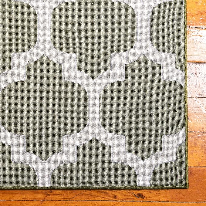 Rugs.com Lattice Collection Rug – 9' x 12' Dark Green Medium Rug Perfect for Living Rooms, Large Dining Rooms, Open Floorplans