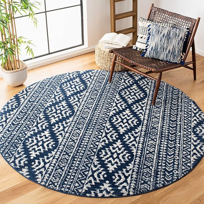 SAFAVIEH Tulum Collection Area Rug - 5' Round, Navy & Ivory, Moroccan Boho Tribal Design, Non-Shedding & Easy to Clean, Ideal for Living Room, Bedroom, Dining Space (TUL272N)