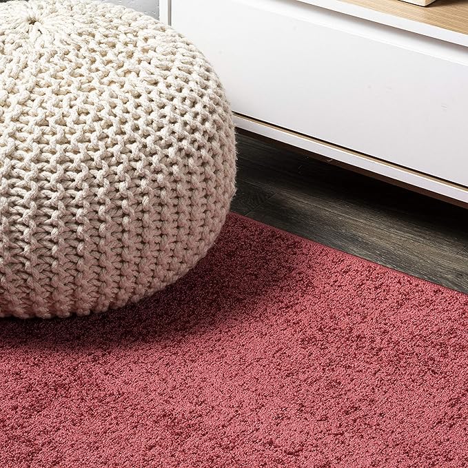 JONATHAN Y Haze Solid Low-Pile Red 5' Round Indoor Area Rug, Coastal,Bohemian,Minimalist,Classic, Easy-Cleaning for Living Room,Bedroom,Kitchen,Pet Friendly,Non-Shedding (SEU100E-5R)