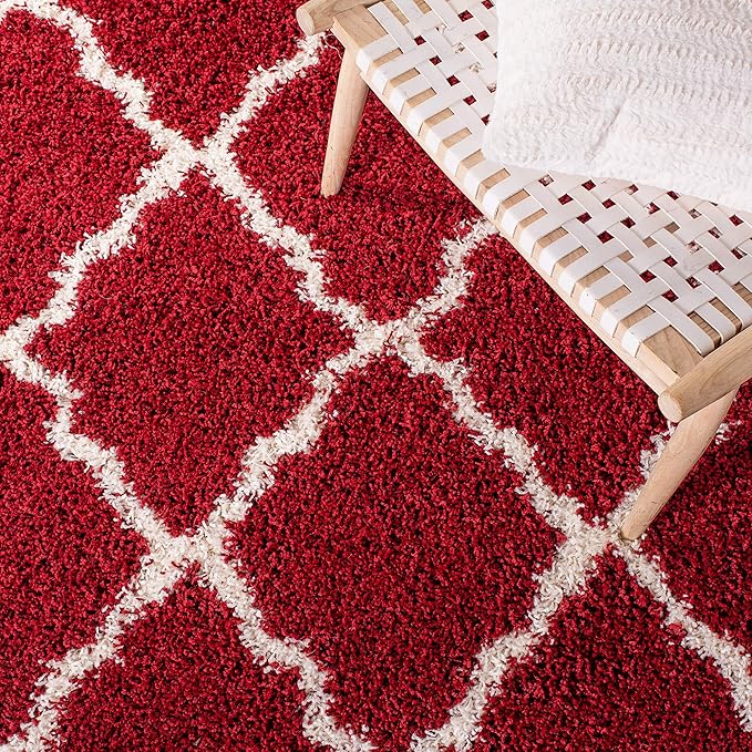 SAFAVIEH Dallas Shag Collection Area Rug - 6' Square, Red & Ivory, Trellis Design, Non-Shedding & Easy Care, 1.5-inch Thick Ideal for High Traffic Areas in Living Room, Bedroom (SGD257Q)